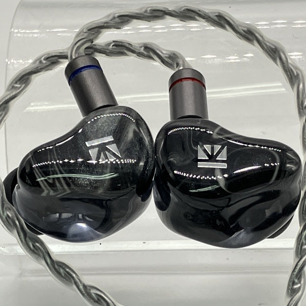【中古】KBEAR Voyages (SR-8）【秋葉原】