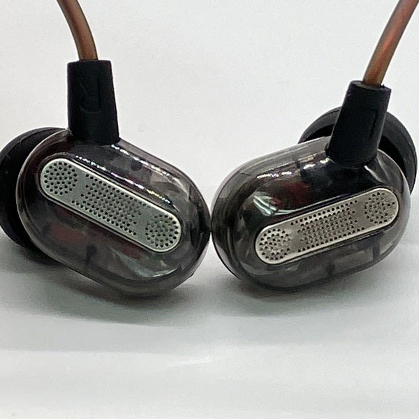 【中古】KZ ZSE【秋葉原】