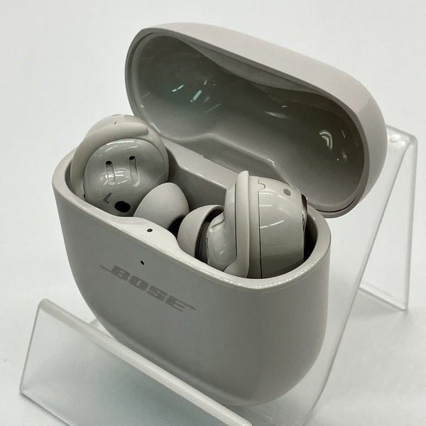 【中古】QuietComfort Ultra Earbuds White Smoke【秋葉原】