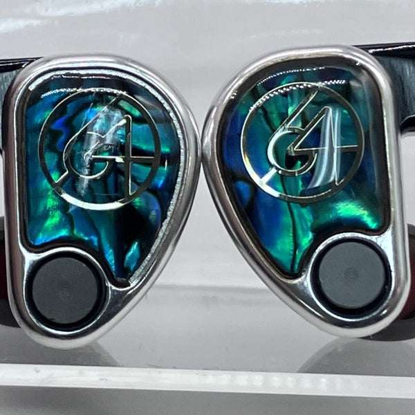 【中古】Nio 【64A-8434】【秋葉原】