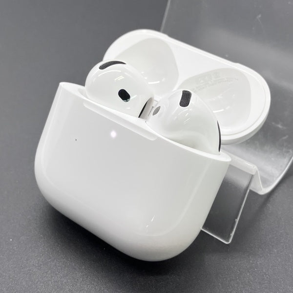 【中古】AirPods 4 MXP93J/A（アクティブノイズキャンセリング搭載）【日本橋】