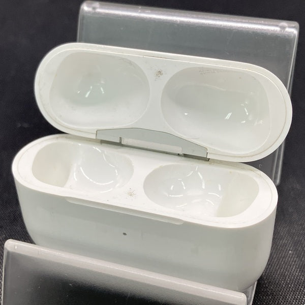【中古】AirPods Pro 充電ケース【秋葉原】
