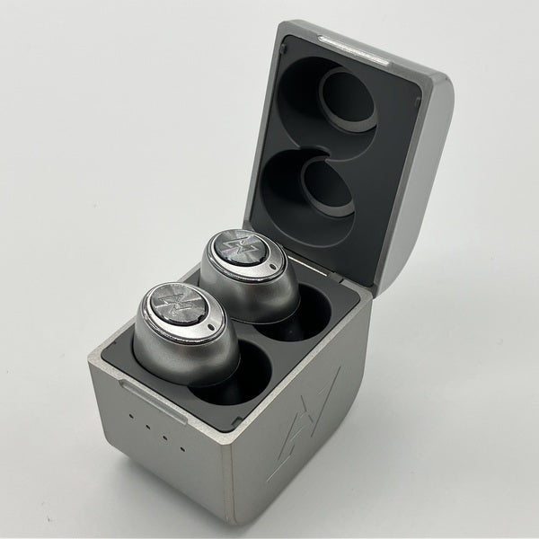 【中古】TE-D01gv SILVER【日本橋】