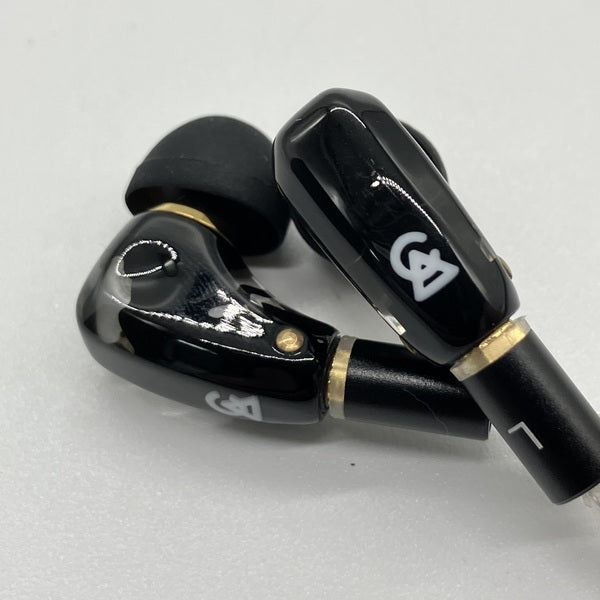 【中古】Axion 2025 【CAM-3051】【日本橋】